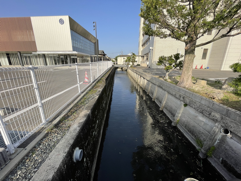 川を愛する週間 河川清掃活動を行いました