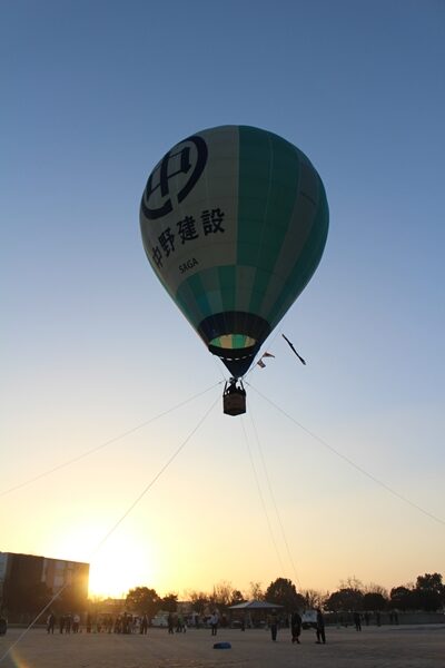 Nakano Blue号の係留飛行の様子